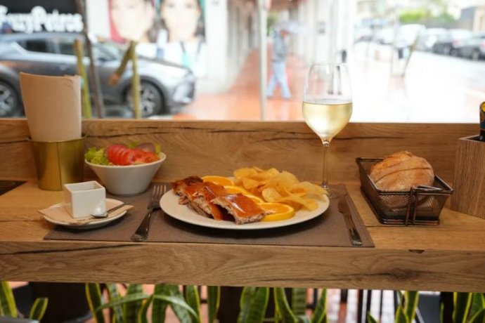 O Casamento Perfeito entre o Leitão Assado e o Espumante